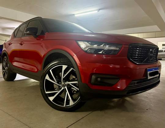 VOLVO XC40 1.5 T5 RECHARGE R-DESIGN GEARTRONIC